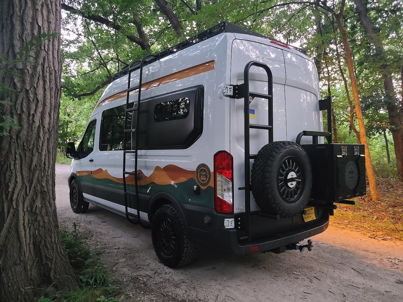Classic Design Rover Vans Tire Carrier & Ladder Combo for Ford Transit