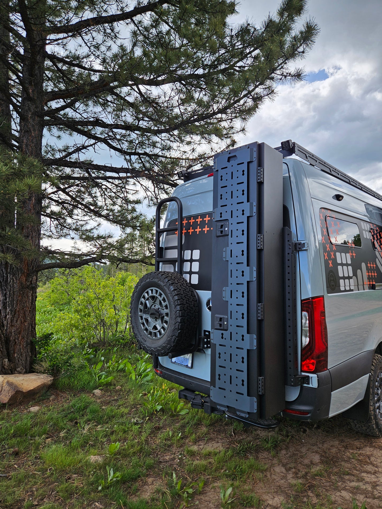 Rover Vans Ski/Snowboard Box