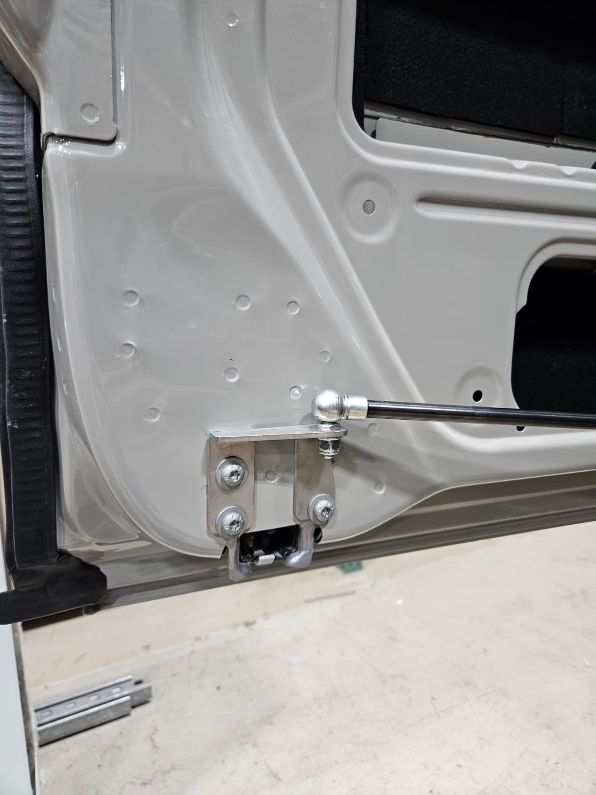 Rover Door Vector
